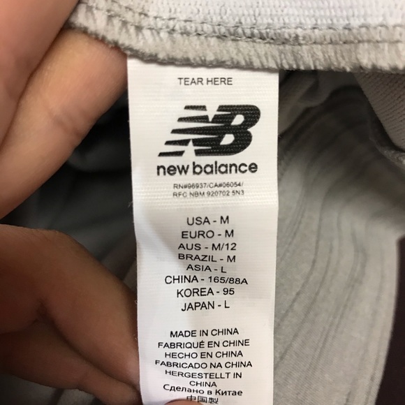 New Balance sweater - Picture 6 of 6